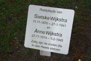 “Een rvs grafmonument, duurzaam en betaalbaar”