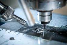 Close-up foto van graveermachine met freeskop