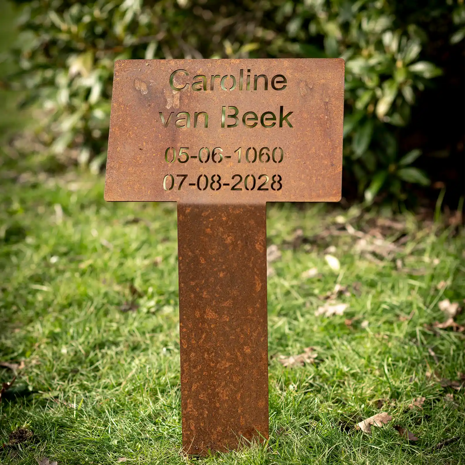 Grafmonument - Steker - Corten staal - Door en door