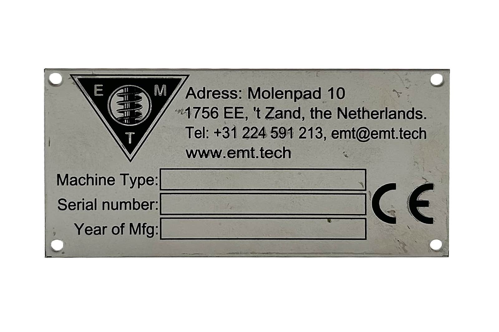 Merklabel van RVS, verdiepte gravure met inlakken, EMT