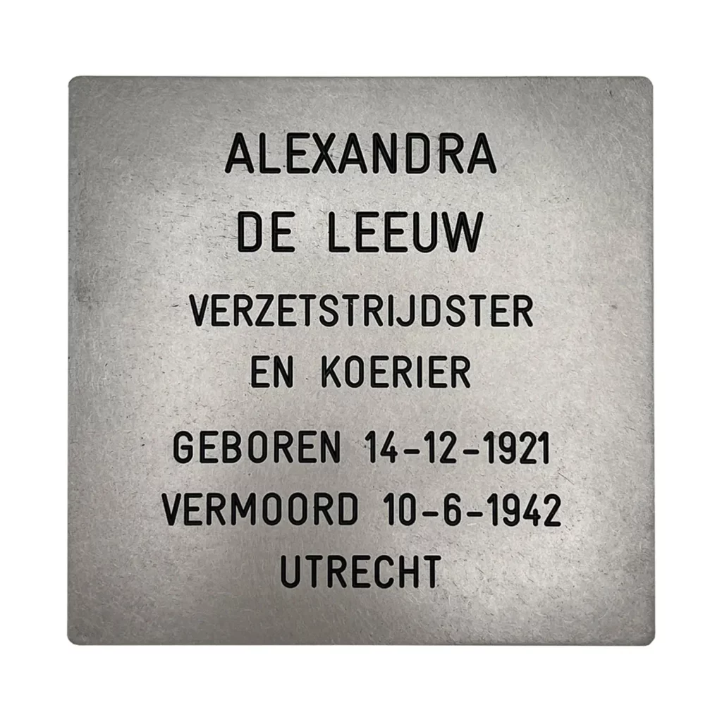 RVS Gedenktegel voor Buiten | Duurzaam Alternatief voor Stolpersteine